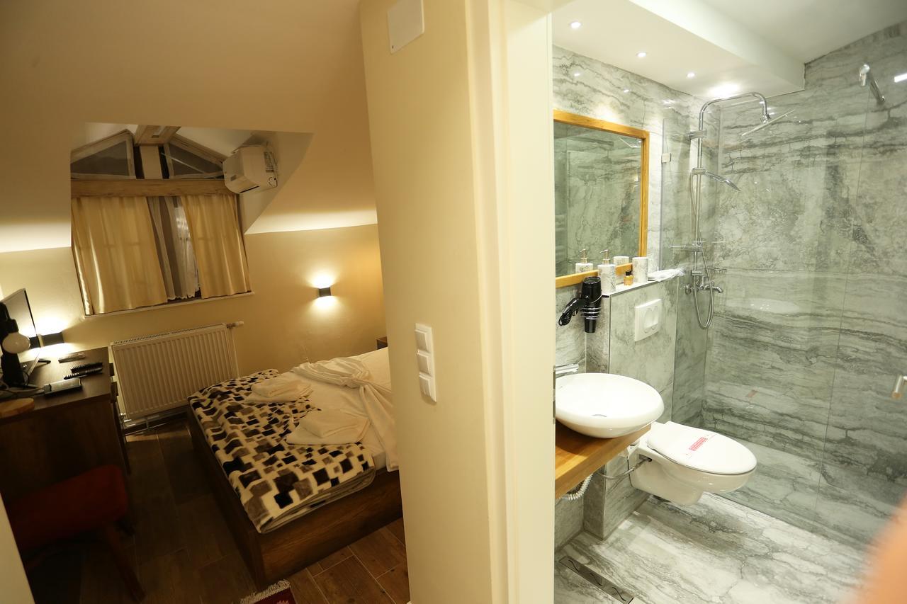 Saray Hotel พริเซรน ภายนอก รูปภาพ