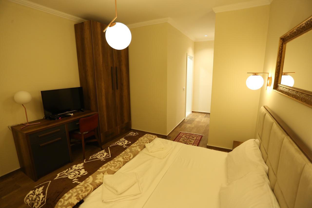 Saray Hotel พริเซรน ภายนอก รูปภาพ