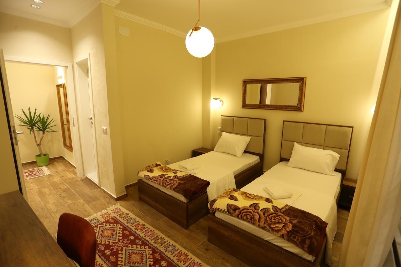 Saray Hotel พริเซรน ภายนอก รูปภาพ