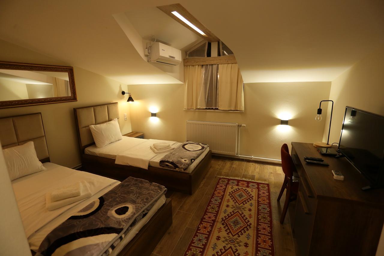 Saray Hotel พริเซรน ภายนอก รูปภาพ