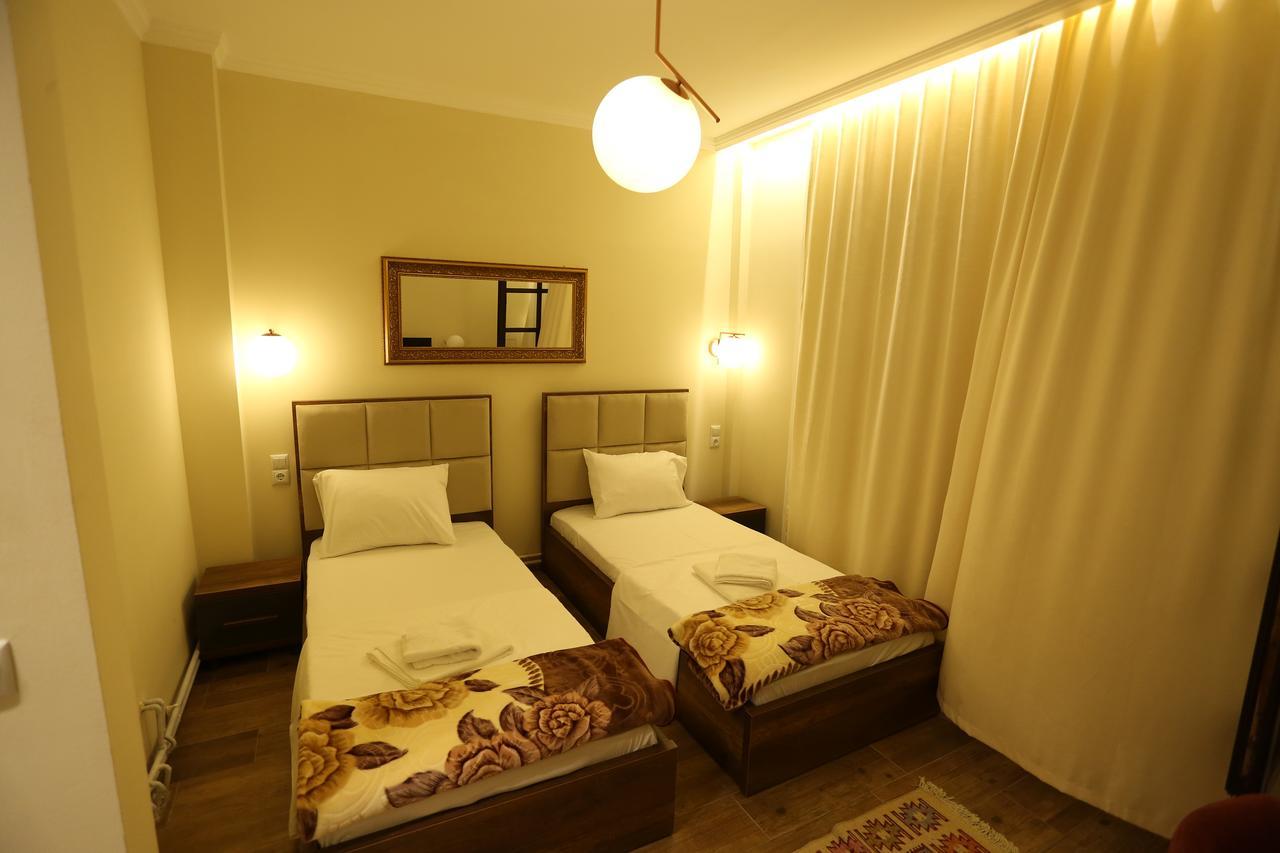 Saray Hotel พริเซรน ภายนอก รูปภาพ