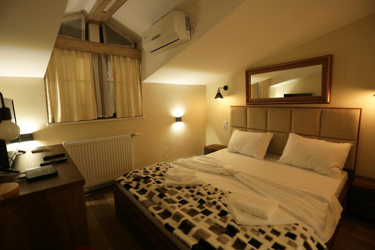 Saray Hotel พริเซรน ภายนอก รูปภาพ