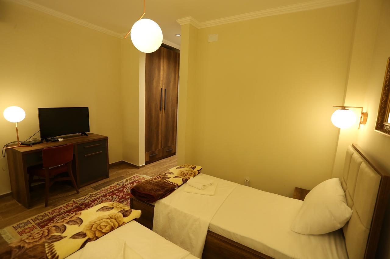 Saray Hotel พริเซรน ภายนอก รูปภาพ
