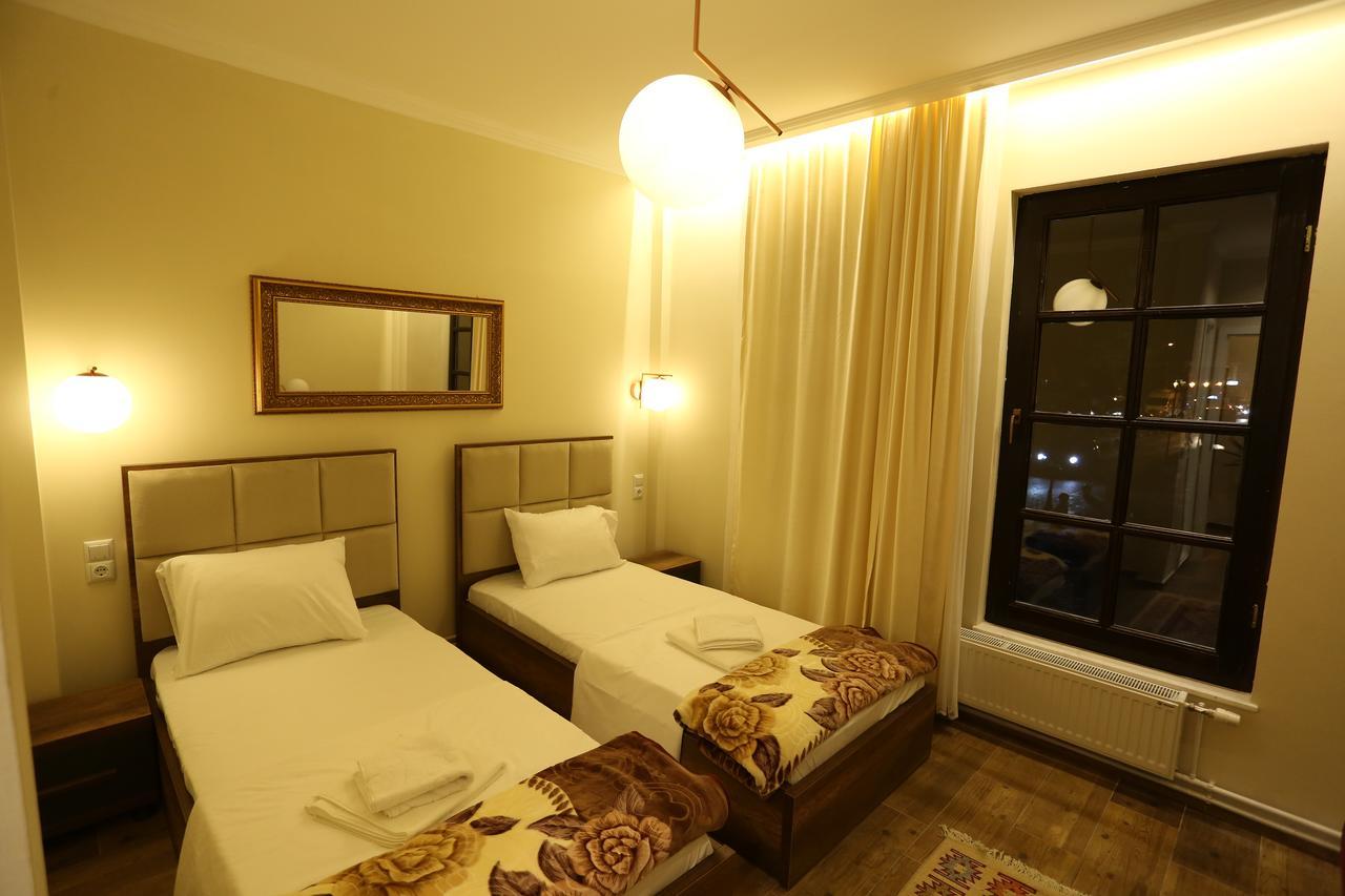 Saray Hotel พริเซรน ภายนอก รูปภาพ