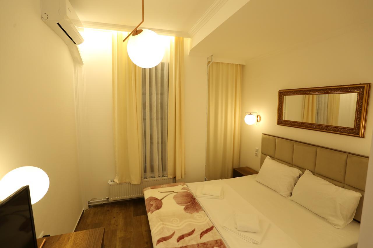 Saray Hotel พริเซรน ภายนอก รูปภาพ